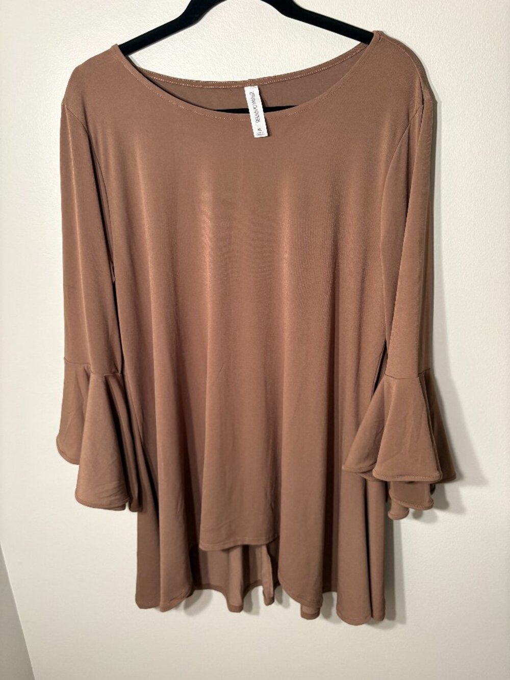 Zenana Outfitters Brown Ruffle Bell Sleeve Tunic Top Blouse XL